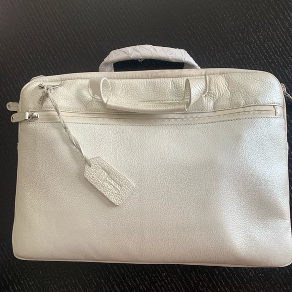 Pierre Belvedere Laptop Bag in Iridescent Cream Pebbled Leather. New - Picture 7 of 9